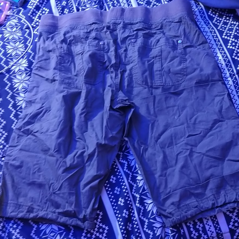 Shorts - Picture 2 of 2